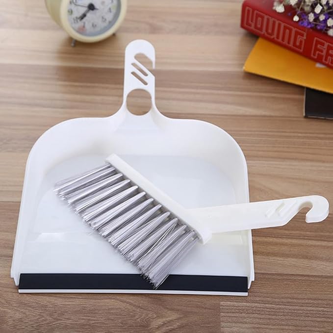 Beaupretty Mini Kitchen Broom and Dustpan Set, 2pcs White Handheld Cleaning Brush for Desktop and Household Crumb Sweeping, Compact Household Cleaning Tools for Table and Kitchen Use