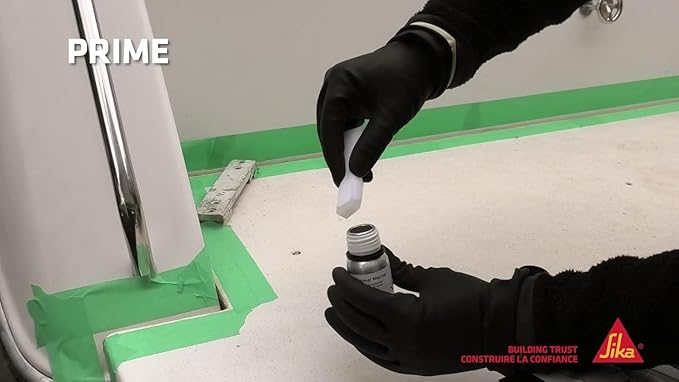 SIKA - Cleaner for Glass - Sika PowerClean Aid - White - Cleans Glass Surfaces Gently - Removes Contamination and Hard-to-Remove Materials - 24 Pads