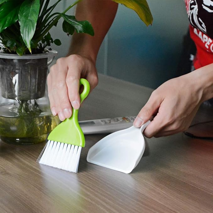 2 Pcs Mini Dustpan Set Brush for Table Whisk Brooms Small Dustpan Broom Set Mini Dust Pans with Brush Tiny Cleaning Table Sweep