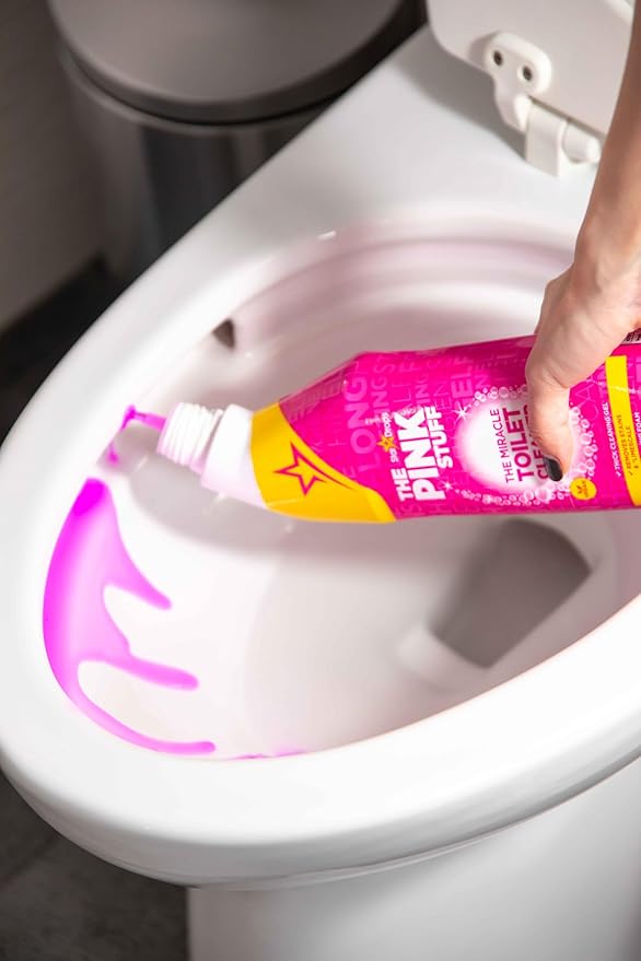 The Pink Stuff Miracle Toilet Cleaner, 750ml – Powerful Stain-Removing Gel for a Sparkling Clean Bowl – Eliminates Limescale, Tough Stains & Odors with Fresh Rhubarb Scent