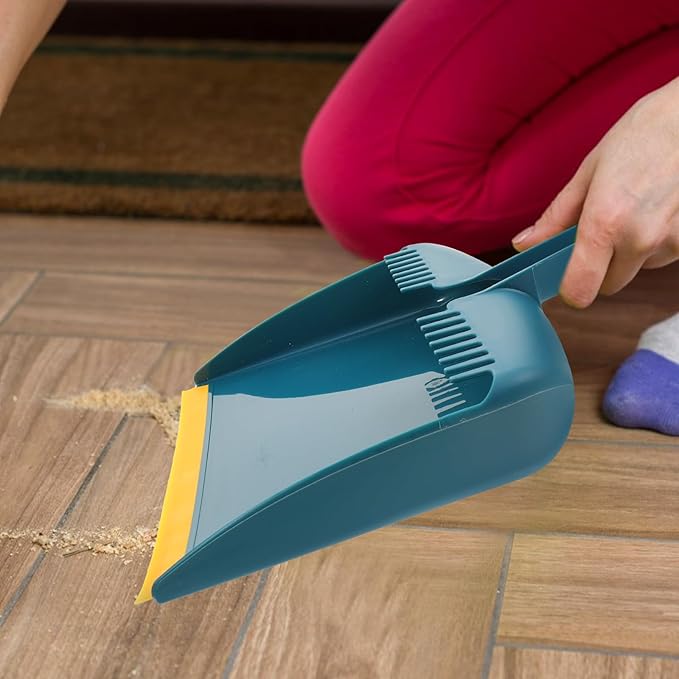 Small Broom and Dustpan Set for Home Cleaning, Handheld Kitchen Sweeping Tool with Compact Dustpan, Lightweight Cleaning Accessory for Living Room and Desktop Use