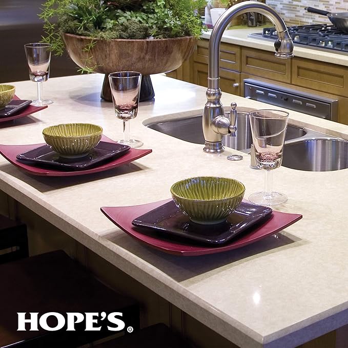 HOPE'S Perfect Countertop Cleaner and Polish - Streak-Free Multi Surface Cleaning Spray - Kitchen Spray for Granite, Quartz, Marble, Stone, Laminate, CORIAN, 22 Fl Oz, Pack of 1 with Microfiber Cloth