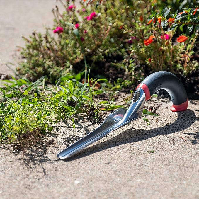 Radius Garden 102 Ergonomic Aluminum Hand Weeder, Original Green