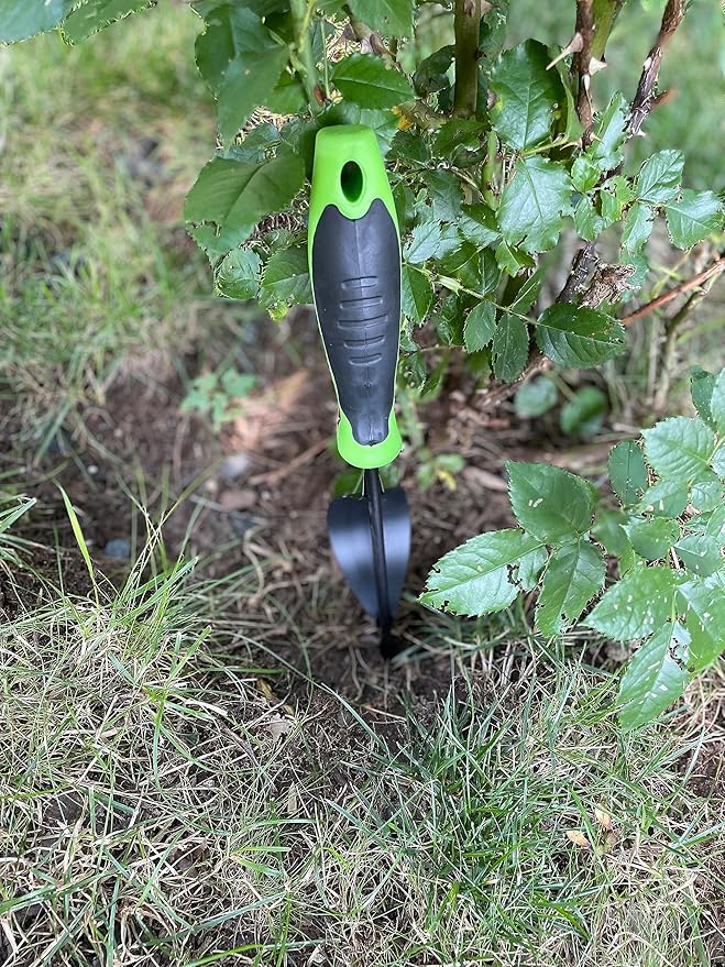 Weeding Tool, Heavy-Duty Weeder, Leverage Design Weed Puller Tool Removal and Deep Digging, Ergonomic Handle and Two-Pronged V-Shaped Fork